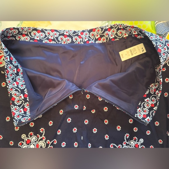 NWT Talbots Bandanna Print Miniskirt navy red and white woman’s size 12 vintage - Picture 6 of 10
